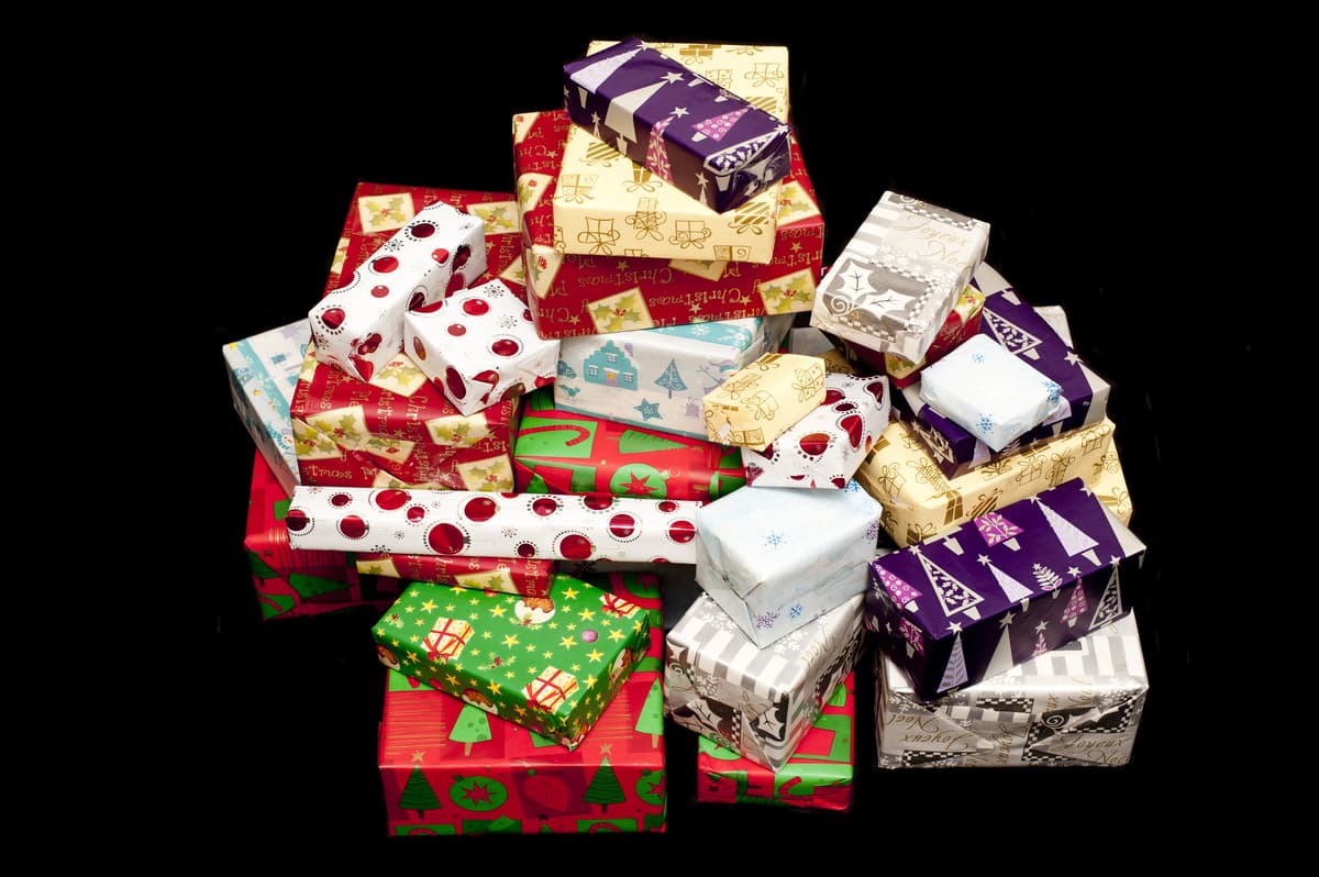 A collection of gift items